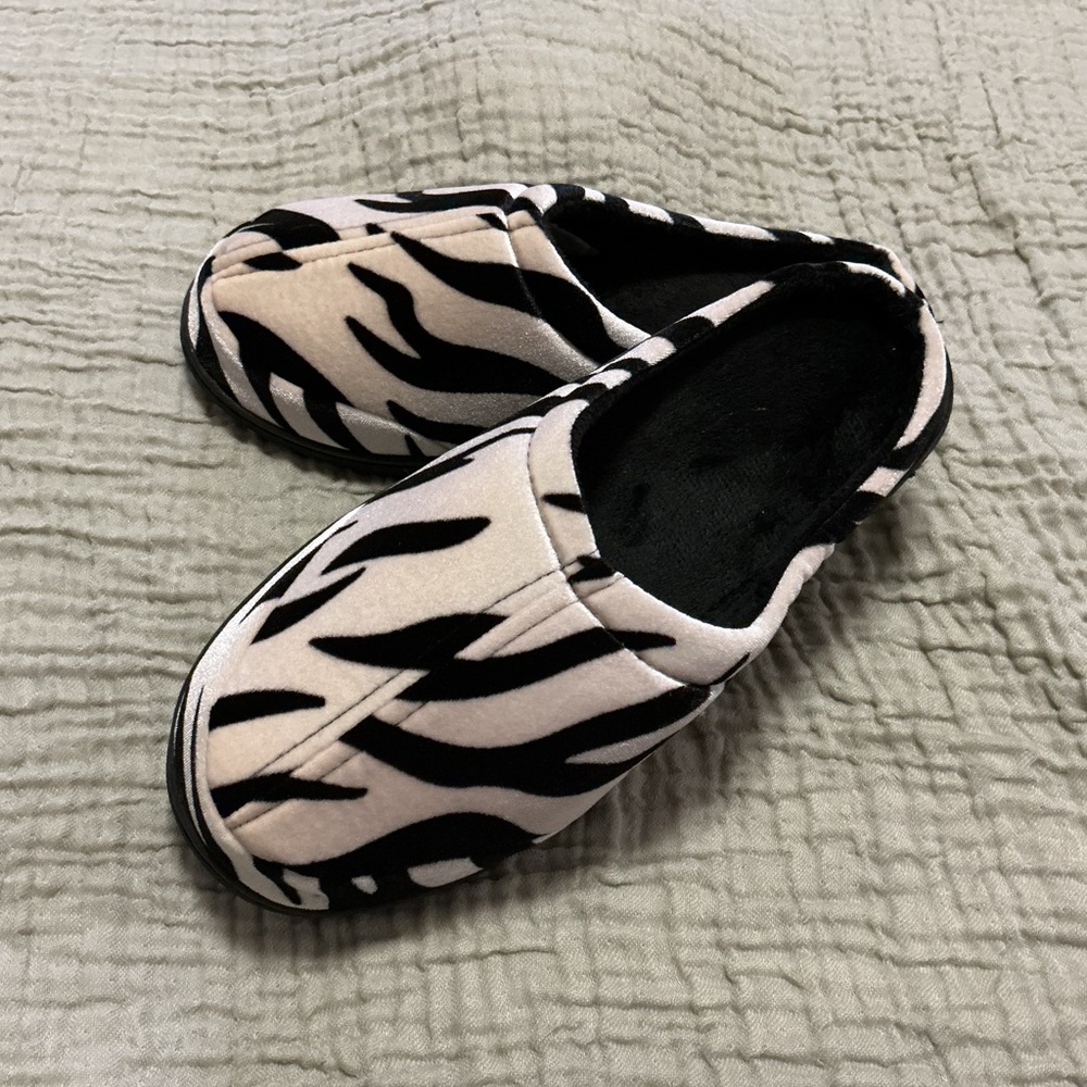 Women's Zebra Print Memory Foam Slippers